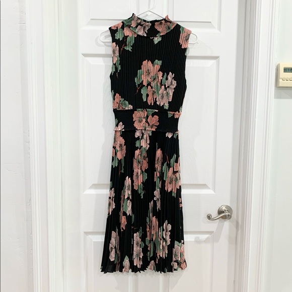 NANETE LEPORE Floral Mock Neck Sleeveless Smocked Midi Dress Black and Pink Sz 6 - Picture 1 of 13